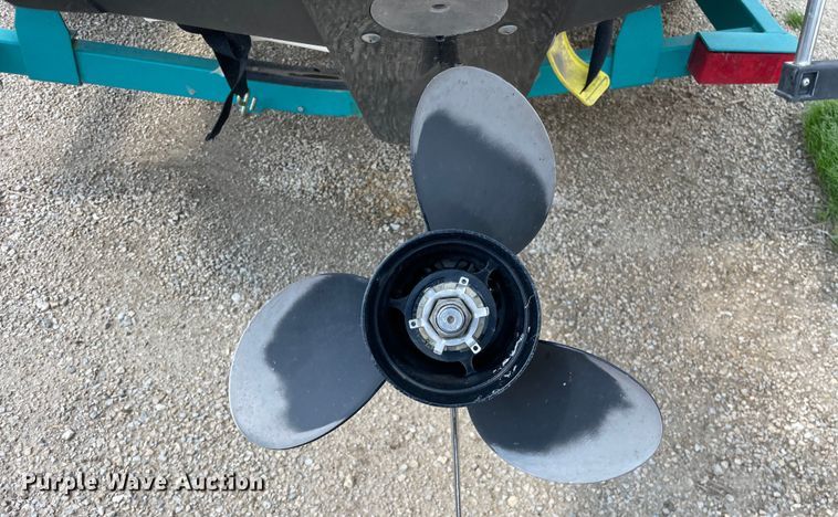 image for item OG9981 1992 Bayliner  Capri boat