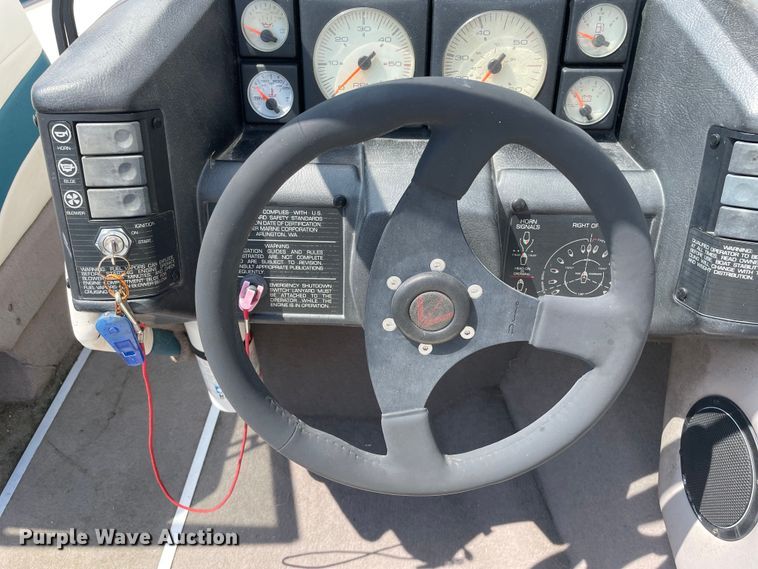 image for item OG9981 1992 Bayliner  Capri boat