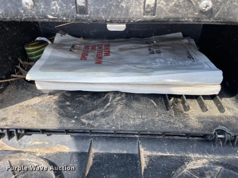 image for item OG9981 1992 Bayliner  Capri boat