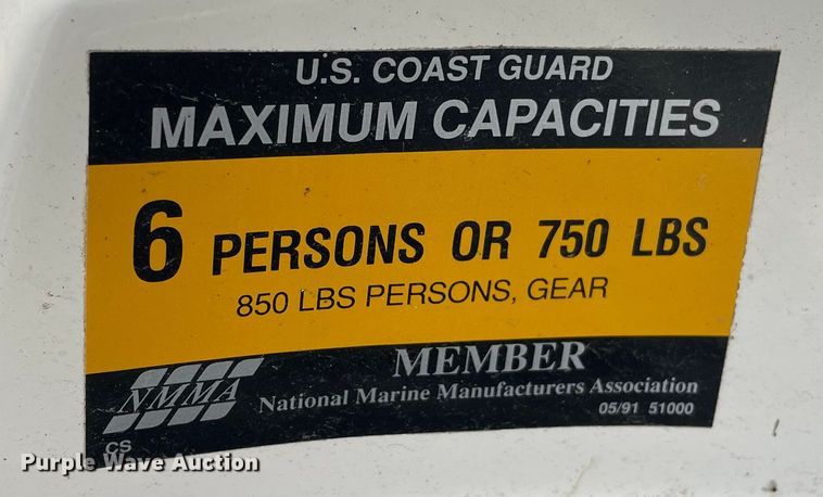 image for item OG9981 1992 Bayliner  Capri boat