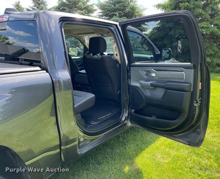 image for item OG9988 2019 Dodge Ram 1500 Crew Cab pickup truck