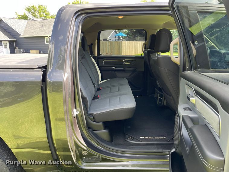 image for item OG9988 2019 Dodge Ram 1500 Crew Cab pickup truck