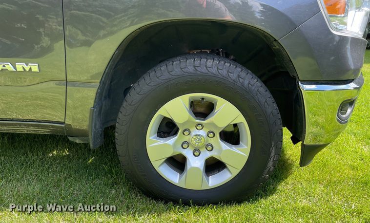 image for item OG9988 2019 Dodge Ram 1500 Crew Cab pickup truck