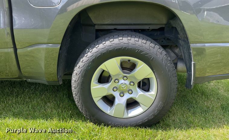 image for item OG9988 2019 Dodge Ram 1500 Crew Cab pickup truck