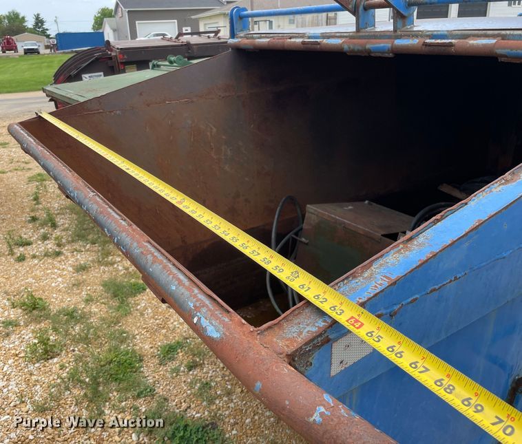 image for item OH9027 (4) refuse compactors