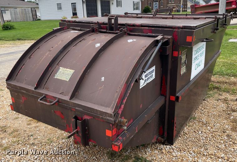 image for item OH9027 (4) refuse compactors