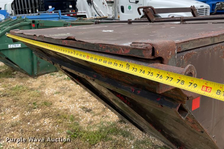 image for item OH9027 (4) refuse compactors