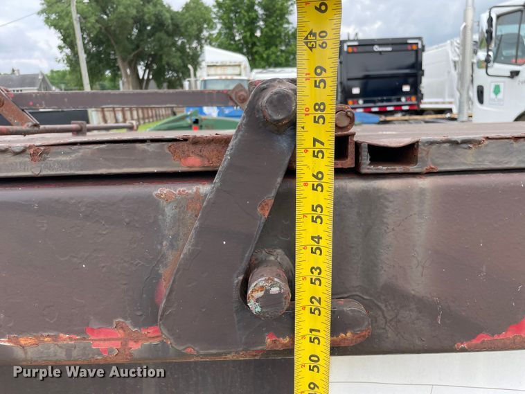 image for item OH9027 (4) refuse compactors