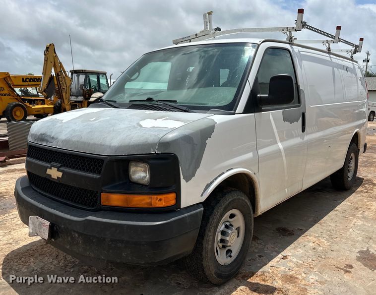 image for item OI9147 2011 Chevrolet Express 2500 van