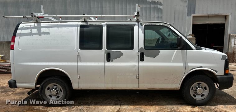 image for item OI9147 2011 Chevrolet Express 2500 van