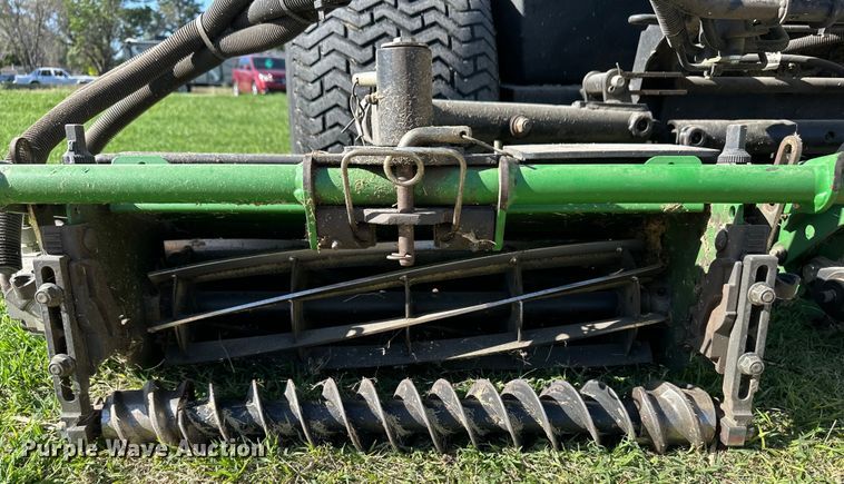 image for item OI9150 2009 John Deere 7700 Precision Cut reel mower