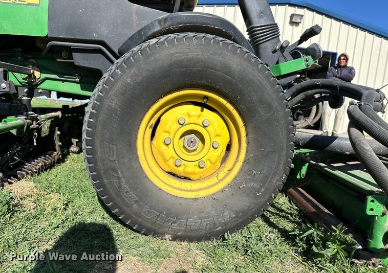 image for item OI9150 2009 John Deere 7700 Precision Cut reel mower