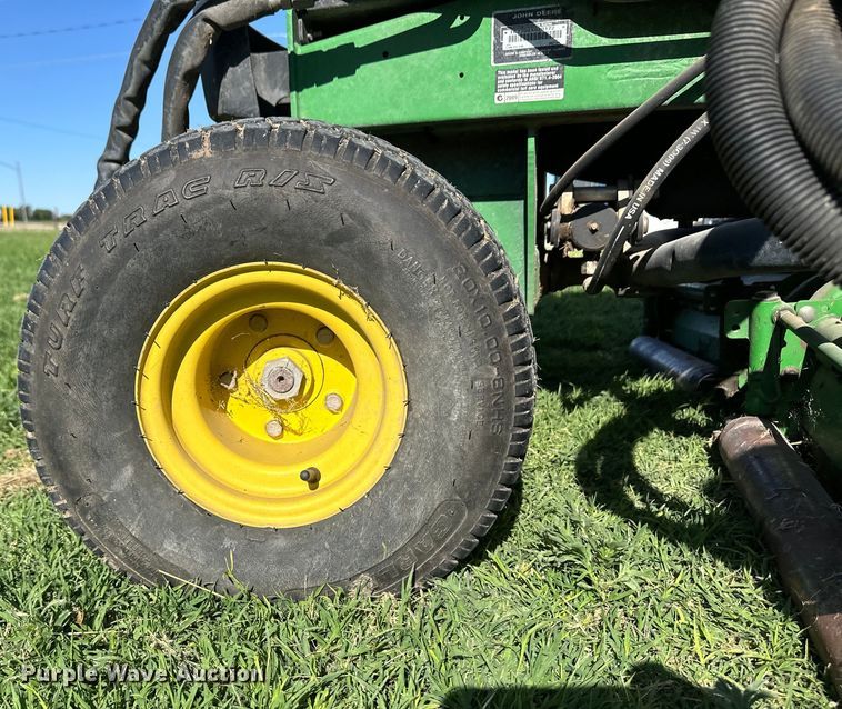 image for item OI9150 2009 John Deere 7700 Precision Cut reel mower