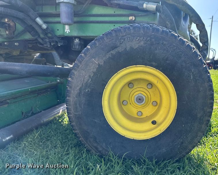 image for item OI9150 2009 John Deere 7700 Precision Cut reel mower