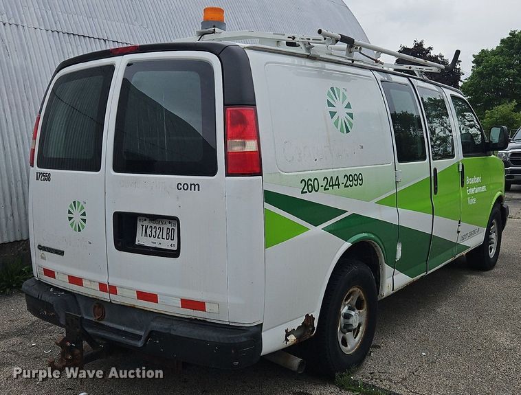 image for item OK9881 2007 Chevrolet  Express 1500 van