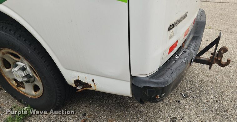 image for item OK9881 2007 Chevrolet  Express 1500 van