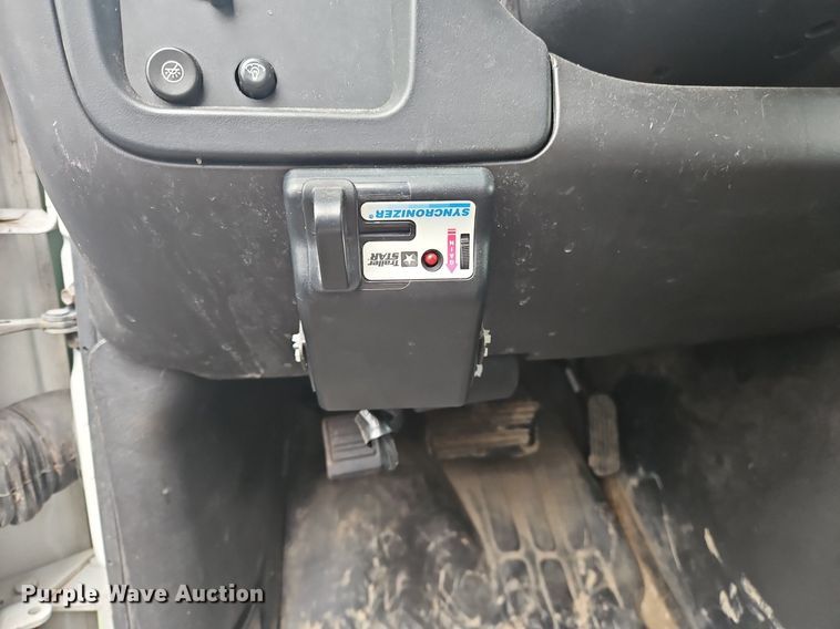 image for item OK9881 2007 Chevrolet  Express 1500 van