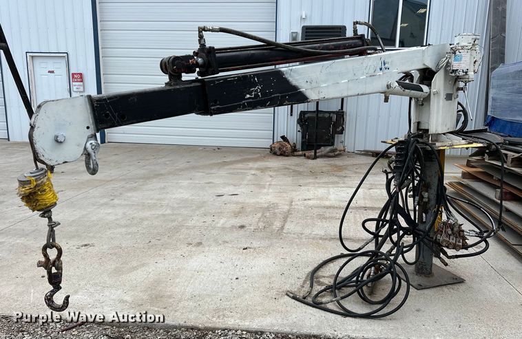 image for item OM9274 Auto Crane  3203 crane