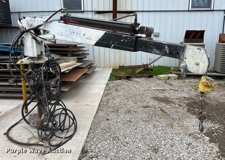 image for item OM9274 Auto Crane  3203 crane