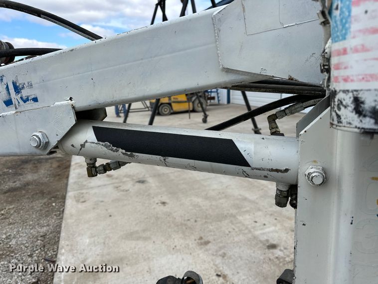 image for item OM9274 Auto Crane  3203 crane