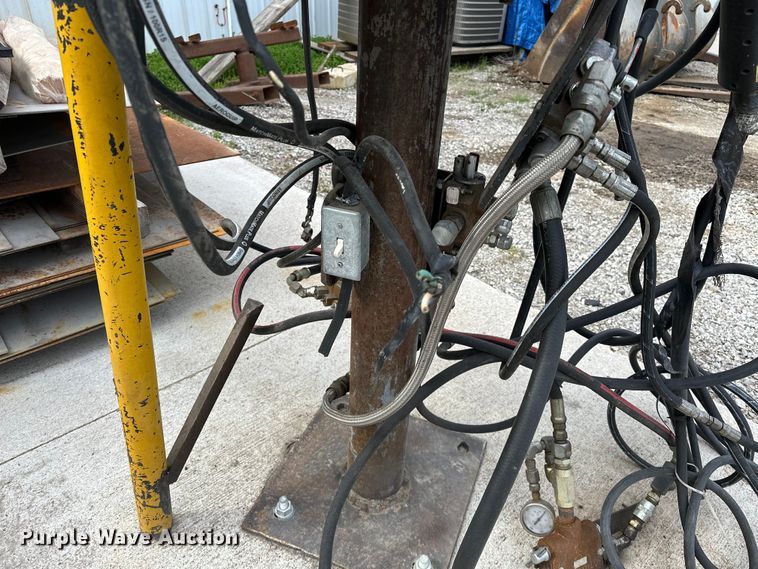 image for item OM9274 Auto Crane  3203 crane