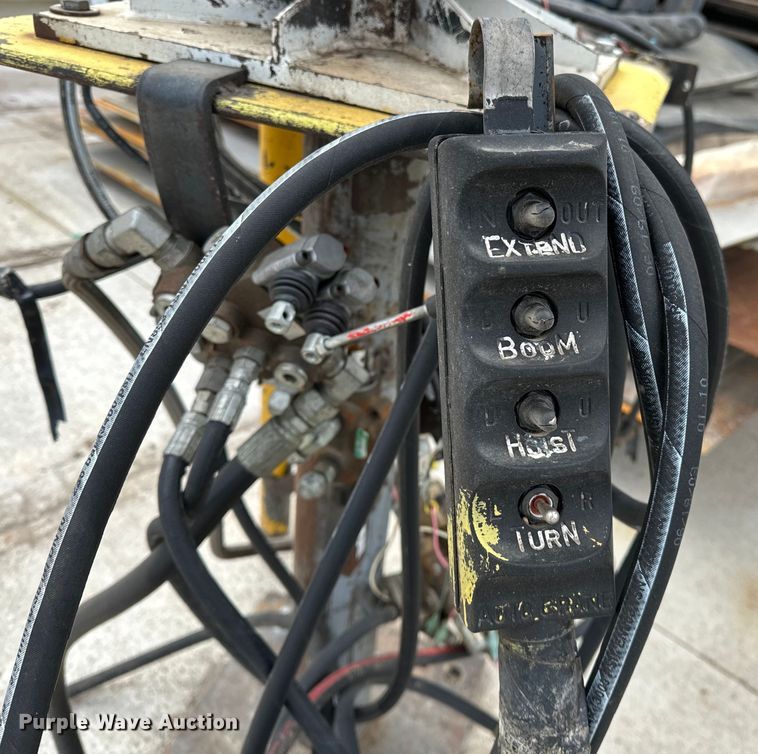 image for item OM9274 Auto Crane  3203 crane