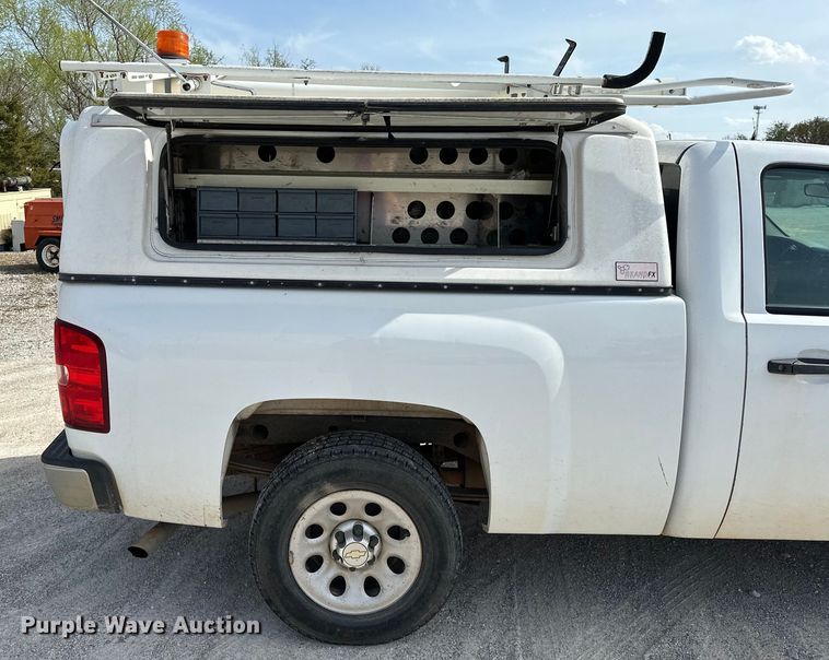 image for item OM9461 2012 Chevrolet  Silverado 1500 pickup truck