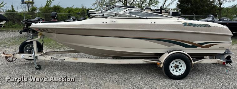 image for item OM9465 1998 Larson  LXI186 boat
