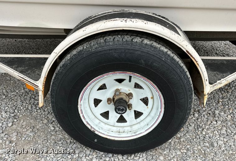 image for item OM9465 1998 Larson  LXI186 boat