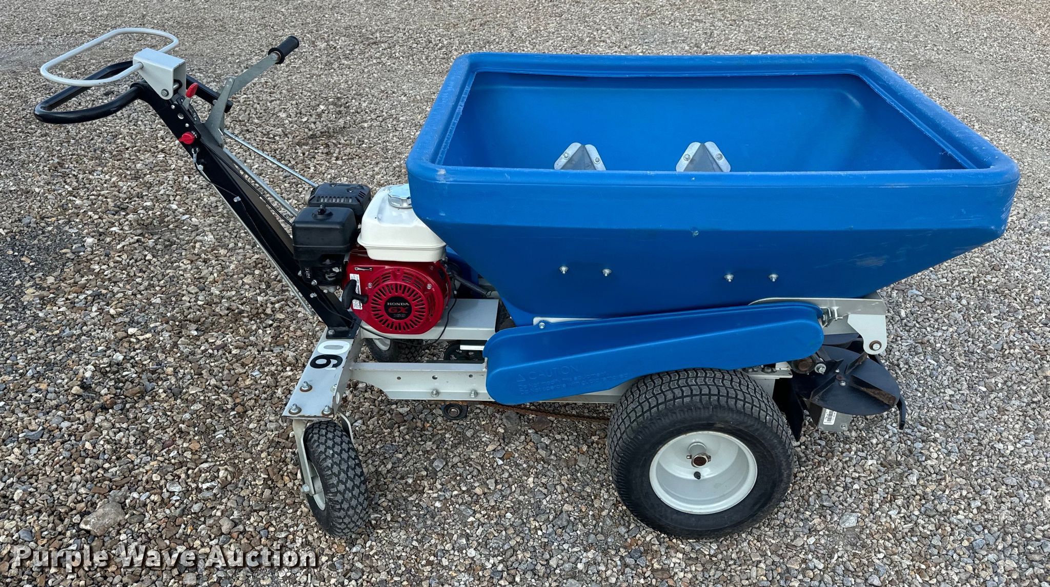 EcoLawn Applicator ECO250S top dresser spreader in New Bloomfield, MO