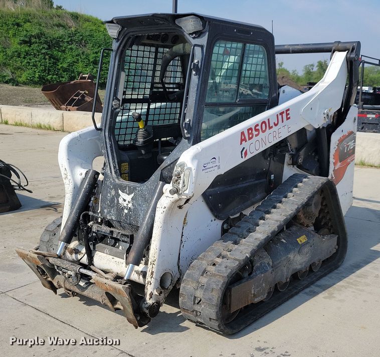 image for item DG0601 2021 Bobcat T76 tracked skid steer loader