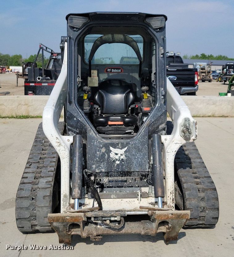 image for item DG0601 2021 Bobcat T76 tracked skid steer loader