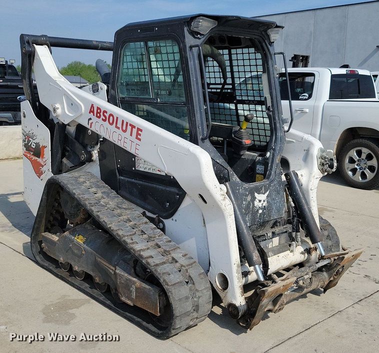 image for item DG0601 2021 Bobcat T76 tracked skid steer loader