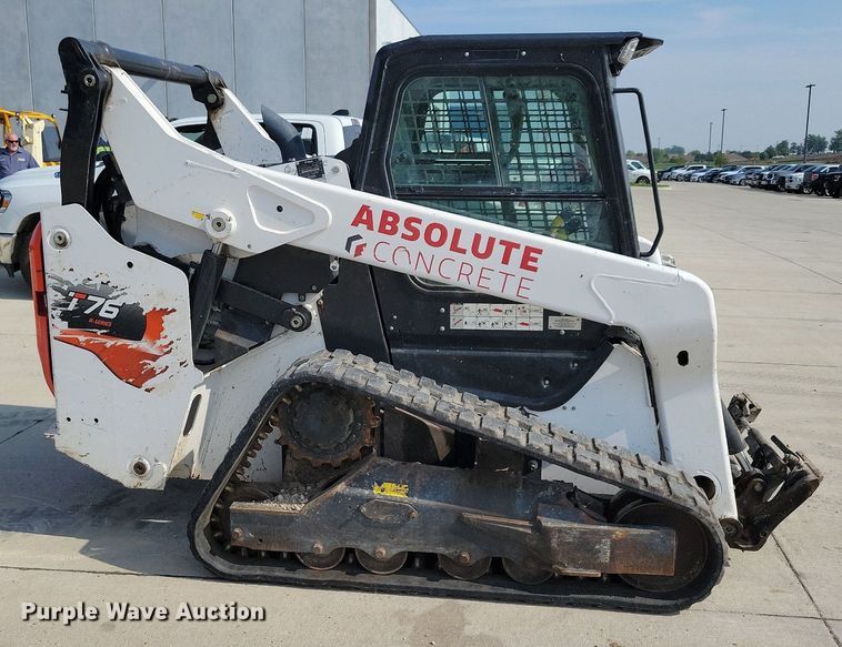 image for item DG0601 2021 Bobcat T76 tracked skid steer loader