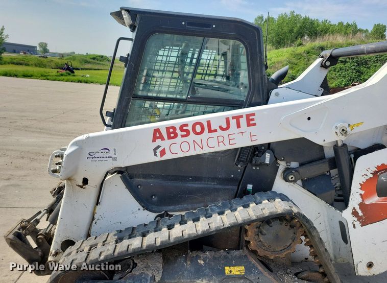 image for item DG0601 2021 Bobcat T76 tracked skid steer loader