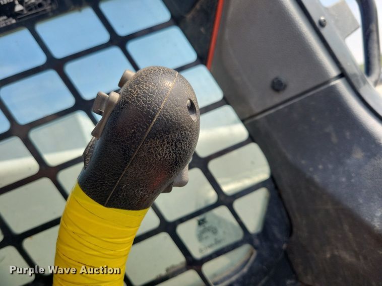 image for item DG0601 2021 Bobcat T76 tracked skid steer loader