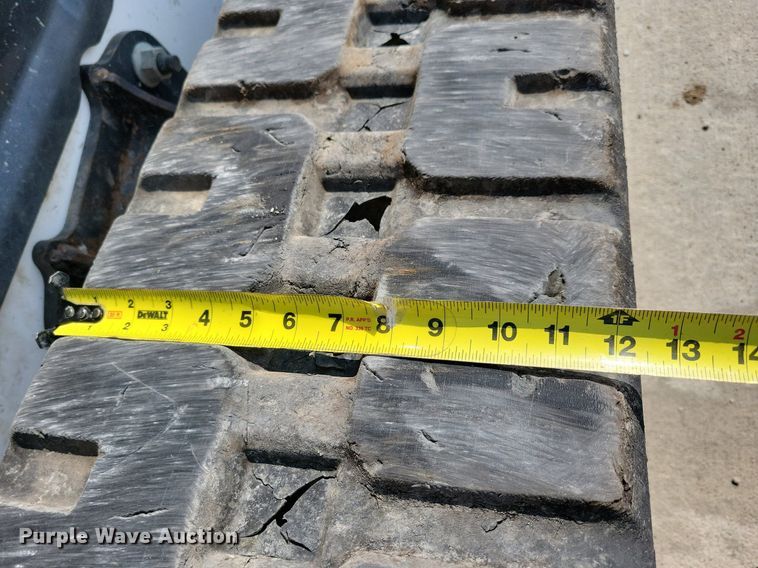 image for item DG0601 2021 Bobcat T76 tracked skid steer loader