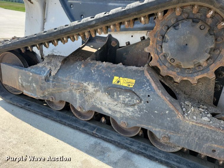 image for item DG0601 2021 Bobcat T76 tracked skid steer loader