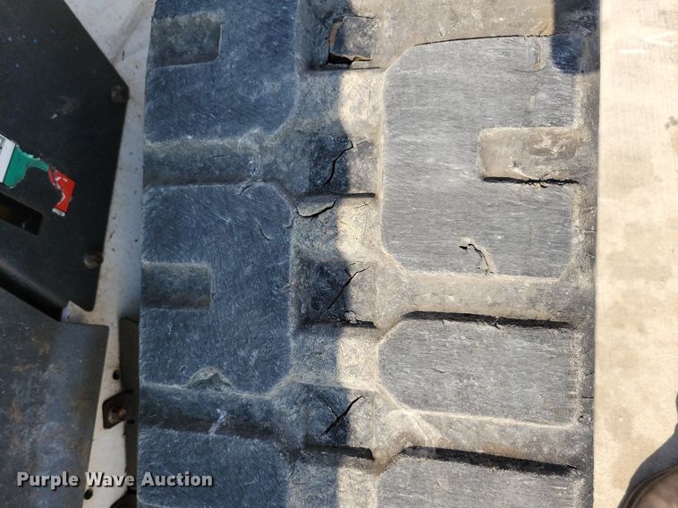 image for item DG0601 2021 Bobcat T76 tracked skid steer loader