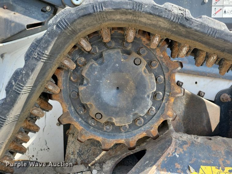 image for item DG0601 2021 Bobcat T76 tracked skid steer loader