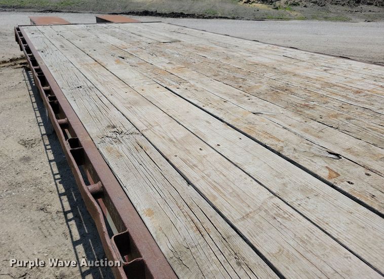 image for item DG0605 2008 Doolittle FD-304 equipment trailer