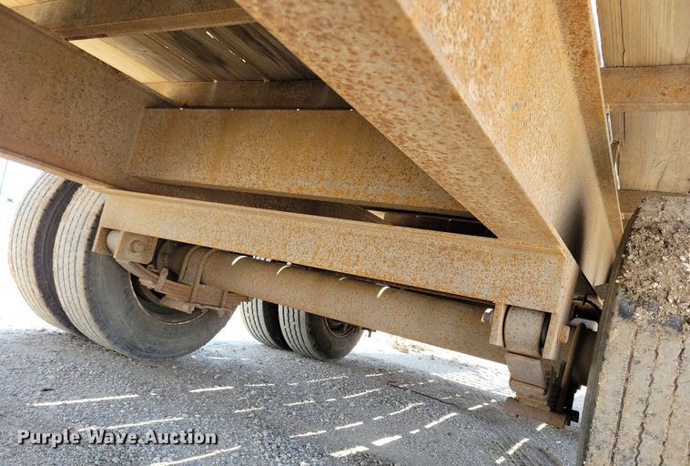 image for item DG0605 2008 Doolittle FD-304 equipment trailer