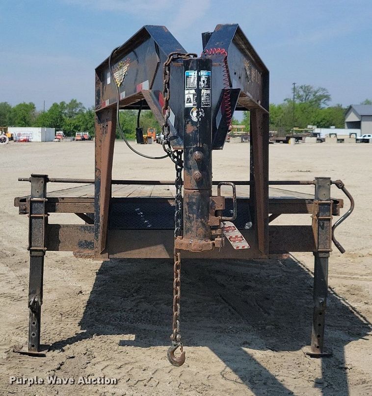 image for item DG0606 2012 H&H FD-306 equipment trailer