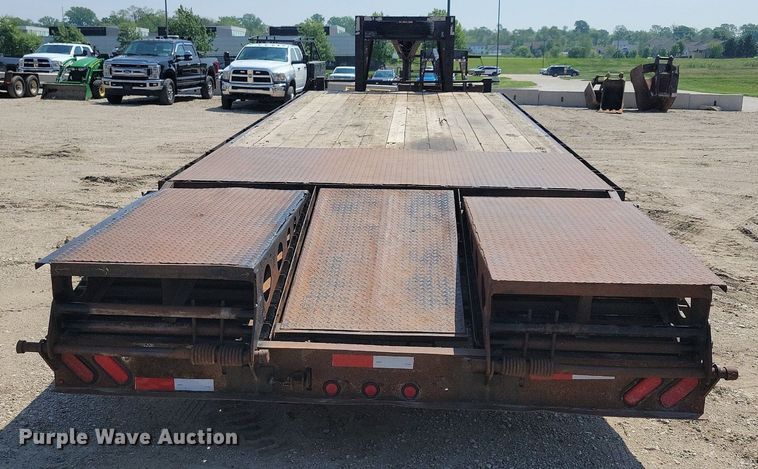 image for item DG0606 2012 H&H FD-306 equipment trailer