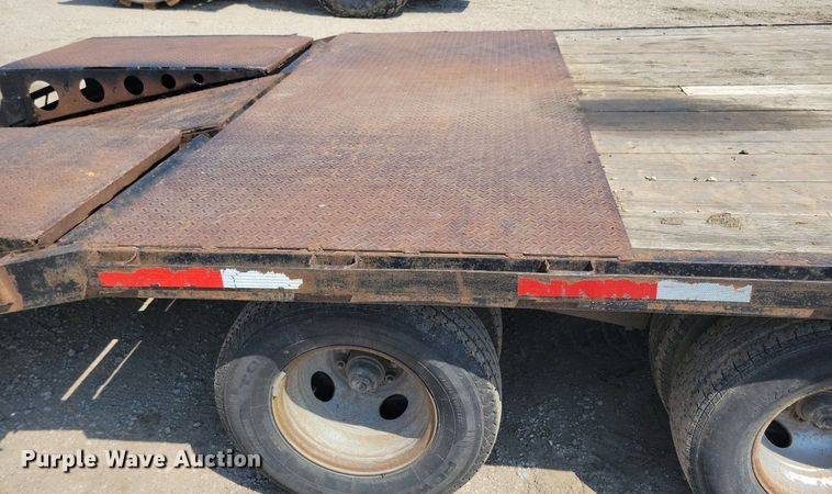 image for item DG0606 2012 H&H FD-306 equipment trailer