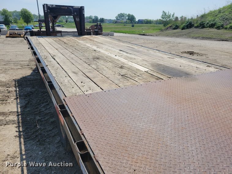 image for item DG0606 2012 H&H FD-306 equipment trailer