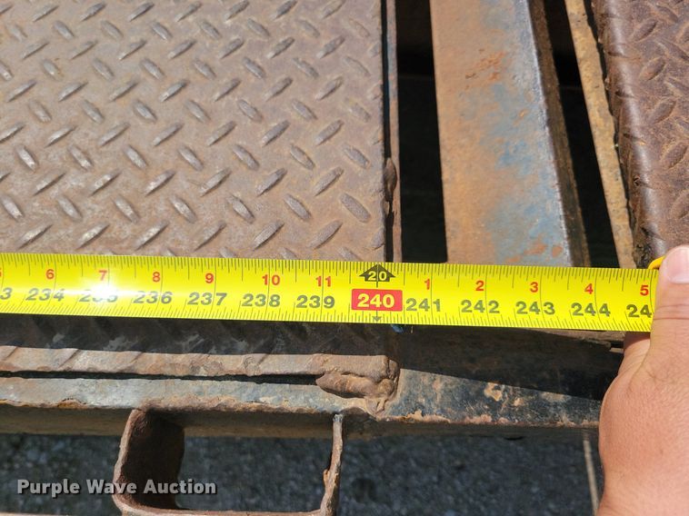 image for item DG0606 2012 H&H FD-306 equipment trailer