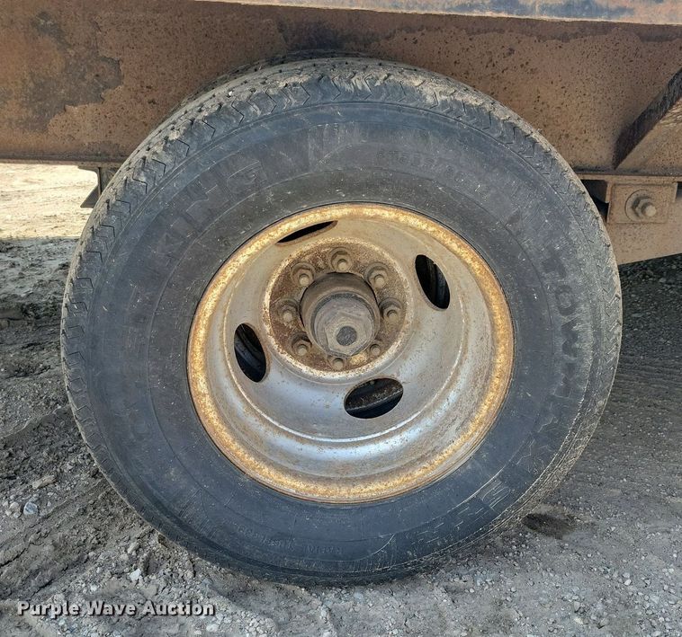 image for item DG0606 2012 H&H FD-306 equipment trailer