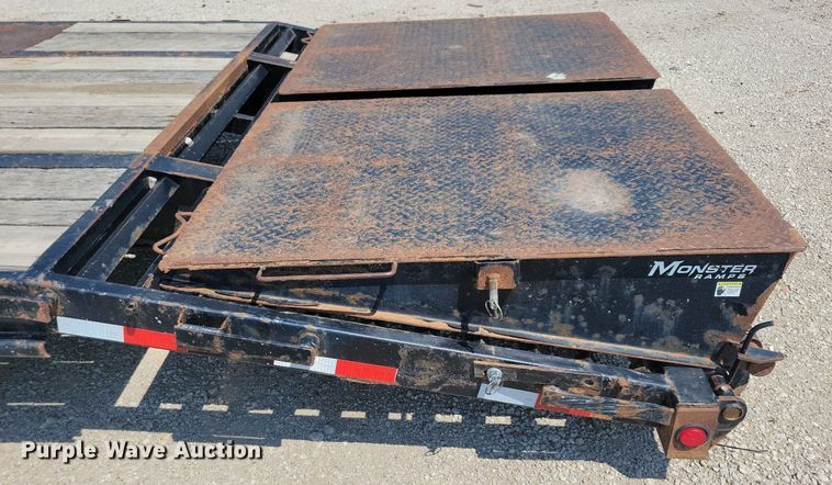 image for item DG0607 2015 PJ equipment trailer