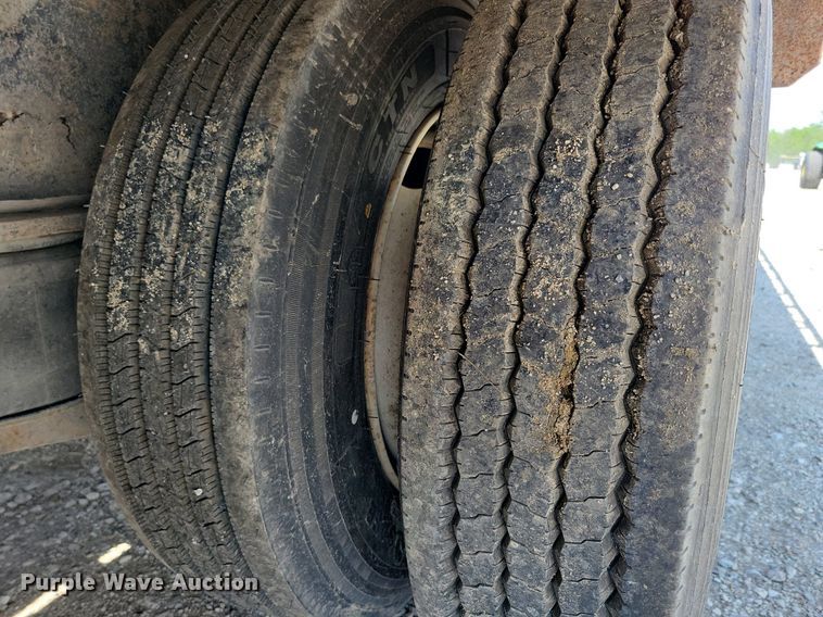 image for item DG0607 2015 PJ equipment trailer